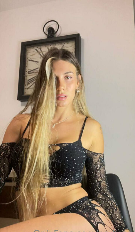 Nadia G actriz desnuda archivo