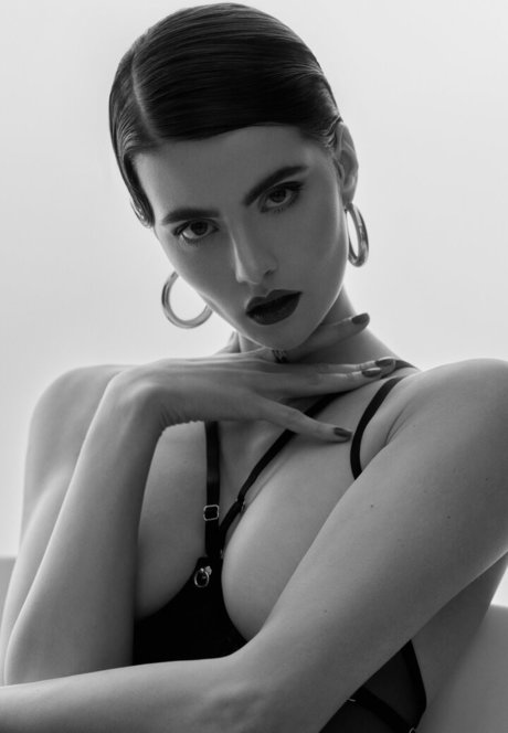 Anastasia Jovanovic hermosa estrella galería