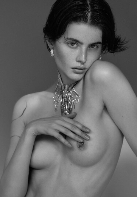 Anastasia Jovanovic actriz libre recopilación