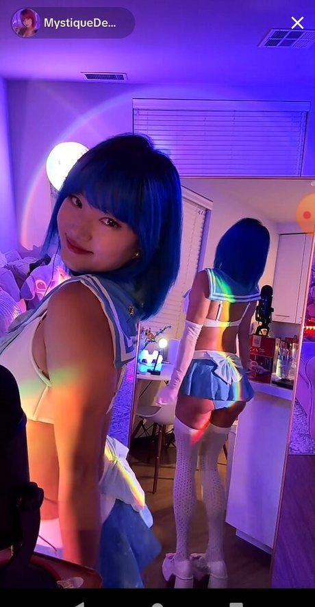 Mystiquede estrella adulta galerías