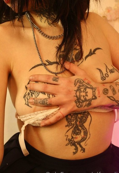 elfsandi estrella porno de alta calidad foto