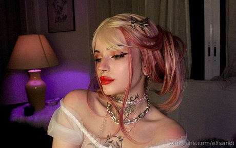 elfsandi estrella porno agradable imagen