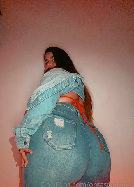 gangbang inverso onlyfans hermoso arte imagen