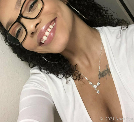 novastar18 estrella porno atractiva galería