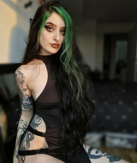 Melissa Lil actriz atractiva galerías