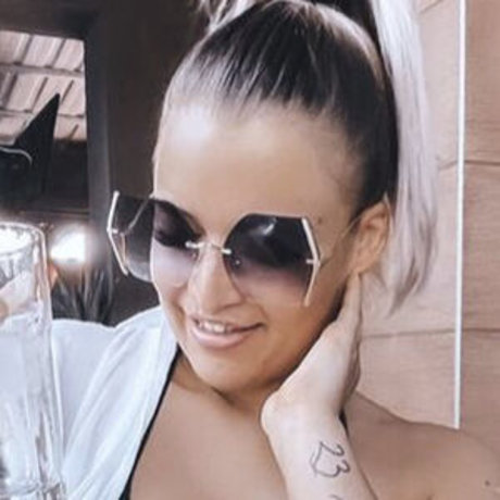 Zala Megye actriz perfecta fotos