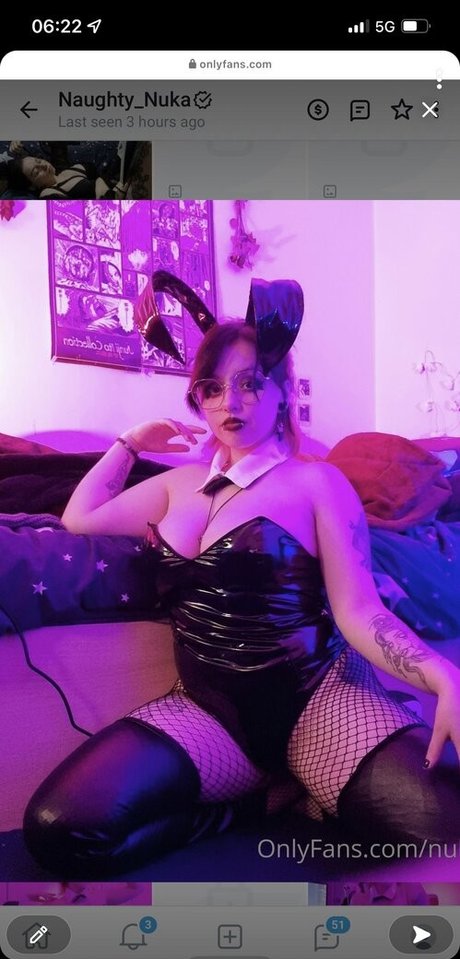 Nuka Zombo estrella porno de arte galerías