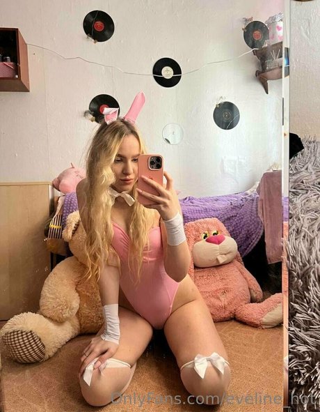 eveline hot estrella porno hd galerías