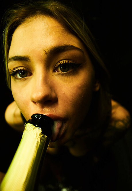 Polina Rahmanova buena actriz foto