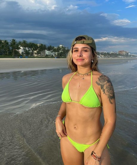 Daniela Stievano desnudos de estrellas porno imágenes