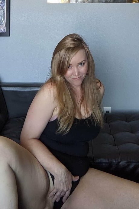 Crystal Sunshine estrella porno adulto imagen