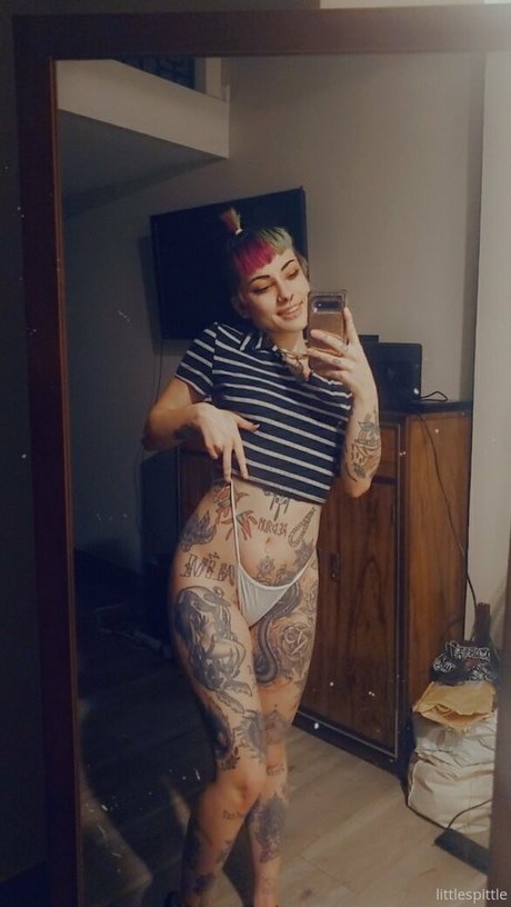 littlespittle actriz xxx foto