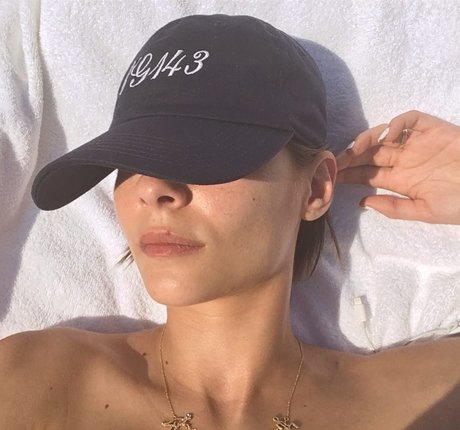 Willa Holland estrella porno perfecta imagen