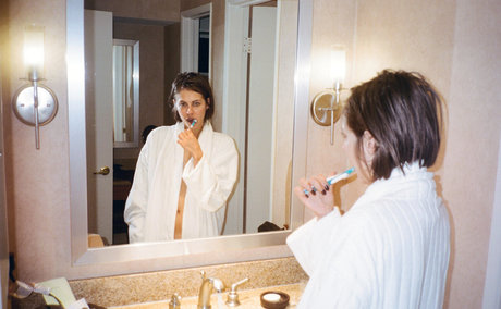 Willa Holland estrella adulta galería