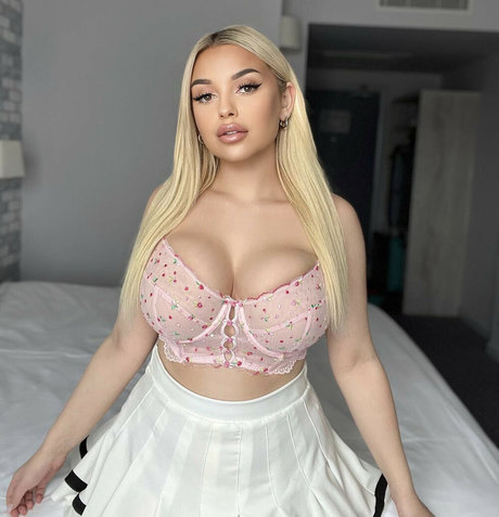 miawills1998 hermosa modelo imágenes