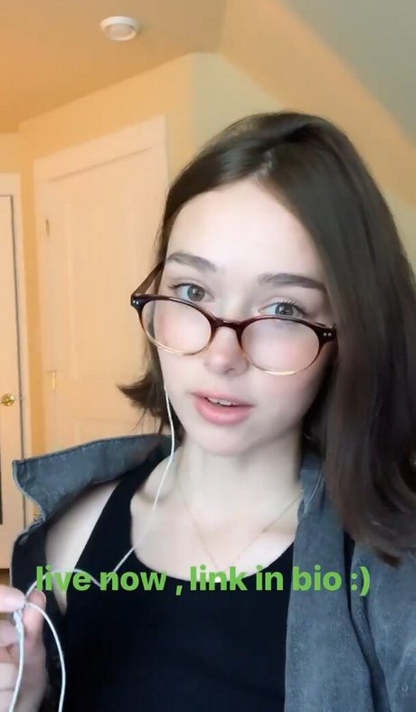 Holls8 estrella erótica imágenes