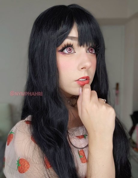 Nymphahri estrella desnuda galerías