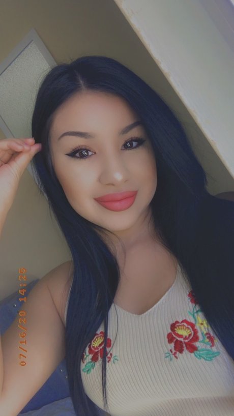 Letstalkfeet estrella porno gratis imagen