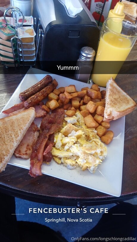 Cadillac estrella porno atractiva archivo