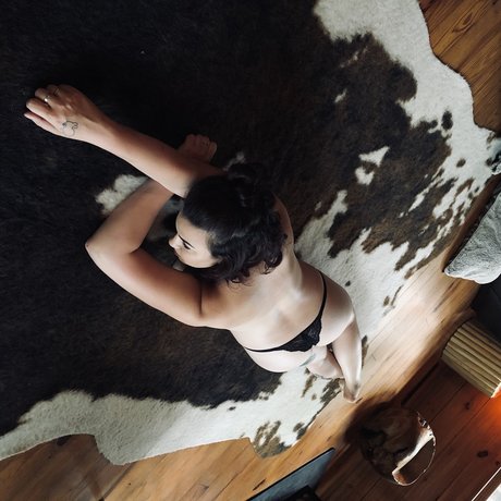 Lydia Banks arte estelar recopilación