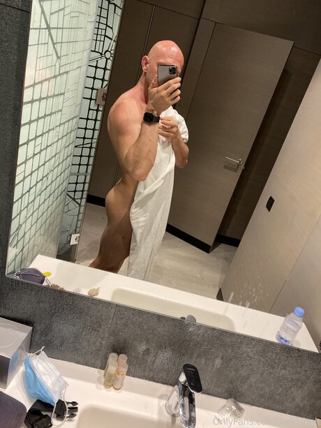 Max Zarec XXL actriz caliente galería