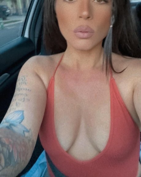 Miss Baker estrella hermosa foto