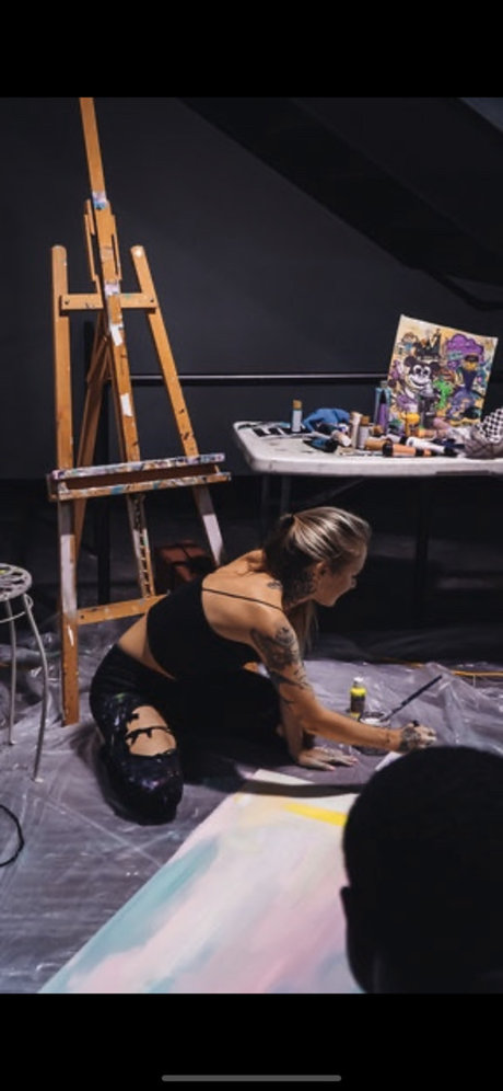 Milly makes art estrella sexy foto