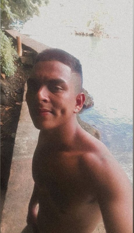 Mateo Florez modelo sexy imagen