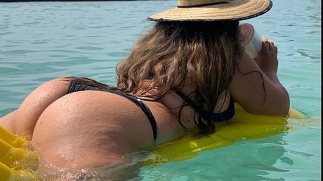 Maryjane Moore desnudos estrella imágenes