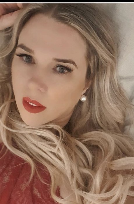 Mysterymilf Downunder_ estrella porno caliente imágenes