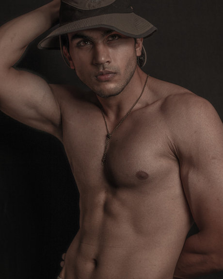 Ankit modelo de alta calidad galería