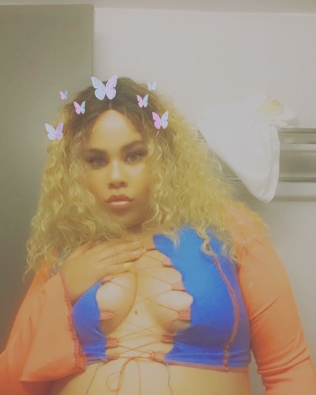 Naomiii bonita estrella porno recopilación