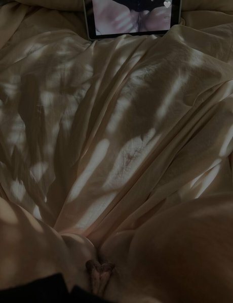 Luvgelix modelo superior fotos