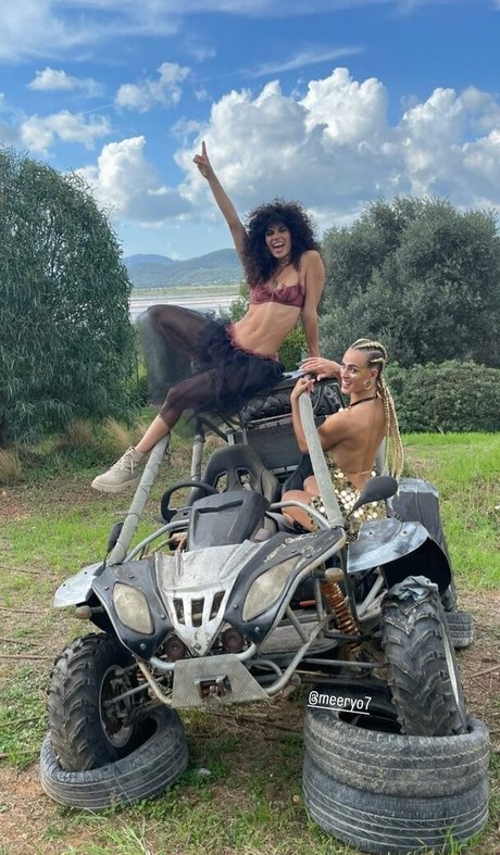 Ariadna Hafez estrella porno caliente recopilación