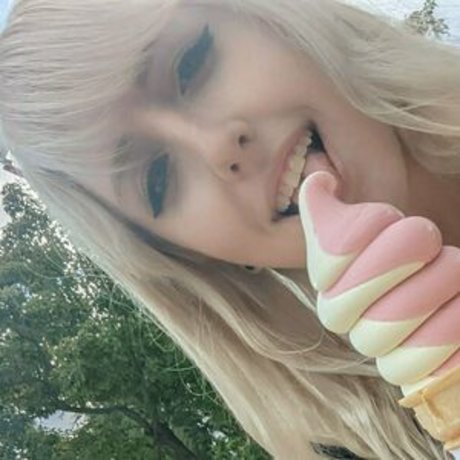 freemoon estrella porno hd foto