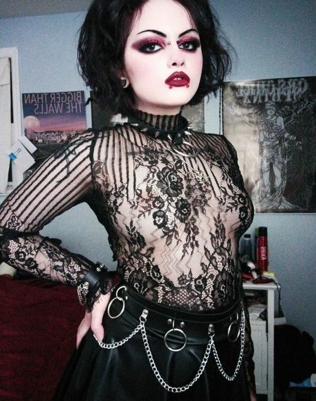 Girlbossnian hermosa modelo galería