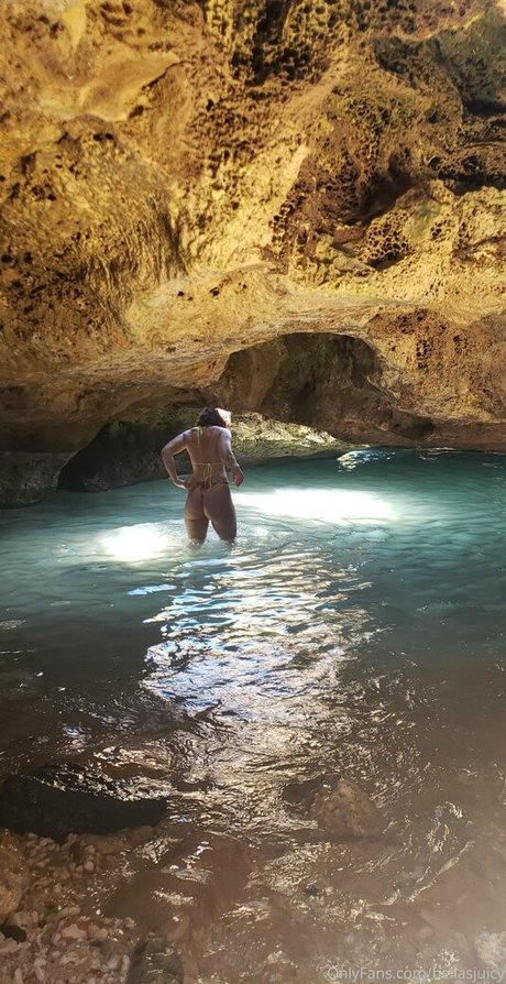 bellasjuicy estrella caliente fotos