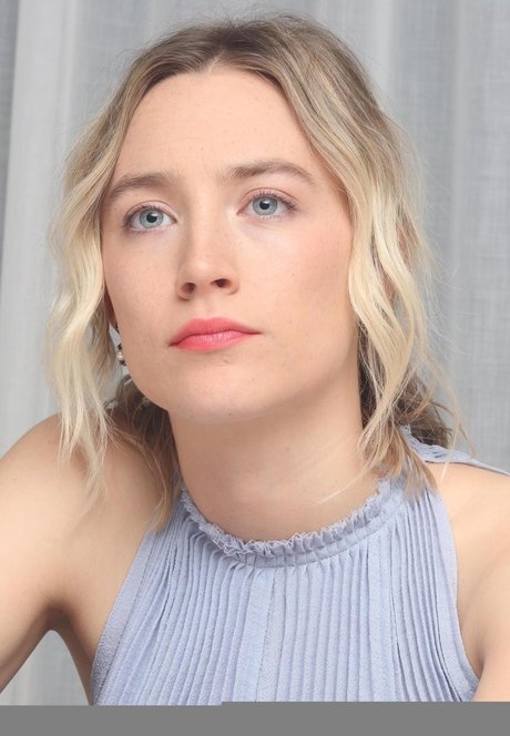Saoirse Ronan arte modelo recopilación