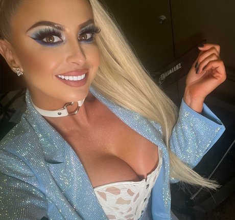 Danni Ellexo actriz sexual recopilación