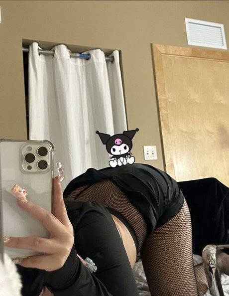 Samantha Yang Hmong desnudos estrella galería