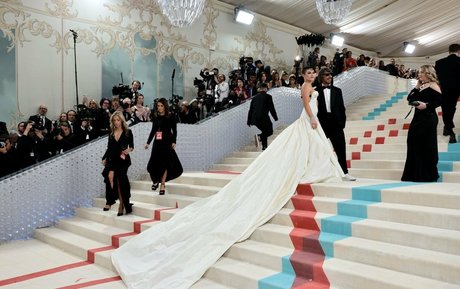 Florence Pugh actriz xxx imagen