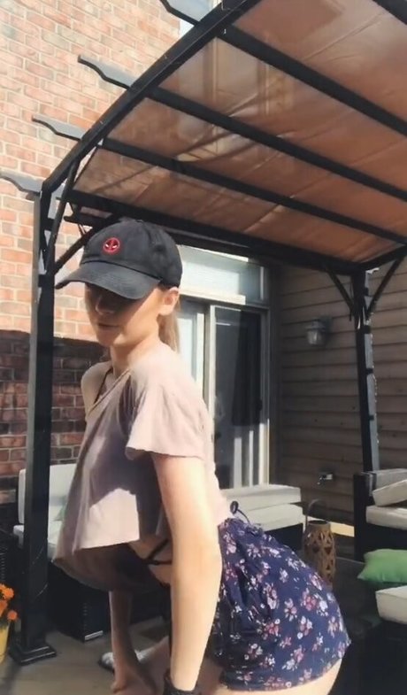 izassassin bonita modelo imágenes