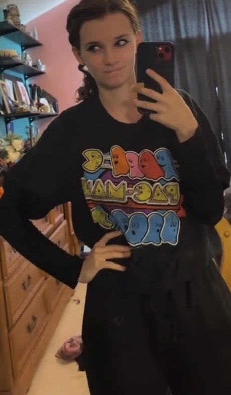 izassassin linda estrella galerías