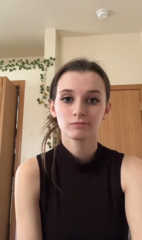 izassassin actriz porno recopilación