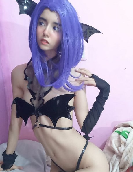 Limay Monita China desnudos de estrellas porno imagen