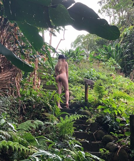 Nah Martins modelo desnudos archivo