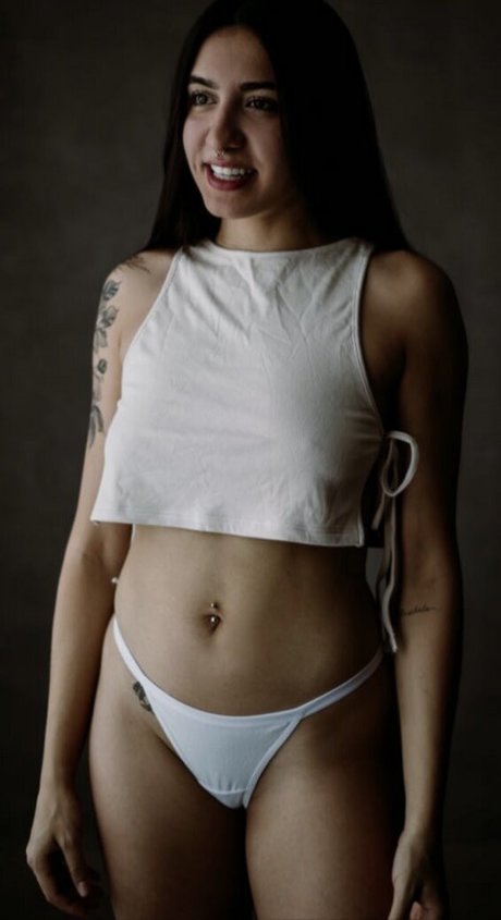 nyandias actriz de desnudos imágenes