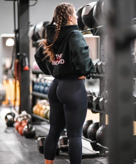 Leonie Kommoss estrella porno del sexo foto