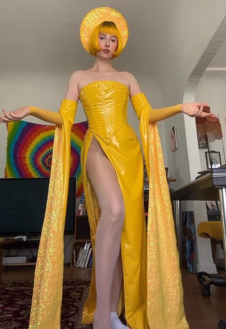 Tessa Violet modelo gratis recopilación