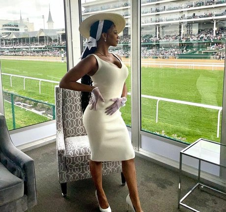 Taylor Rooks desnudos estrella imagen